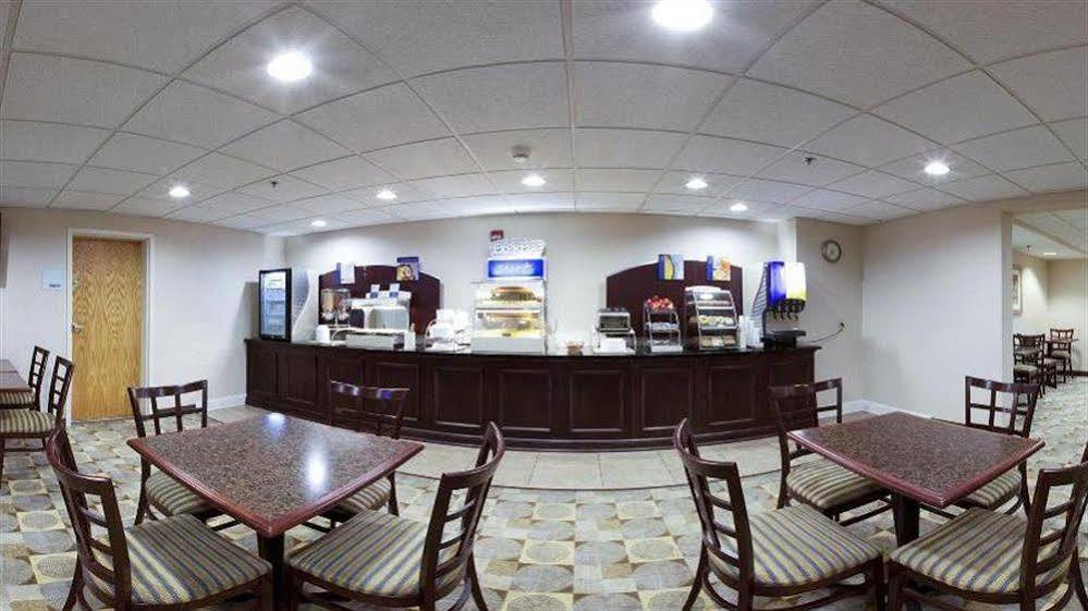 Holiday Express Barre East By Ihg 2*