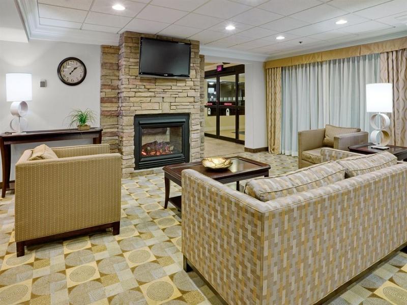 Express Barre East By Ihg Hotel 2*
