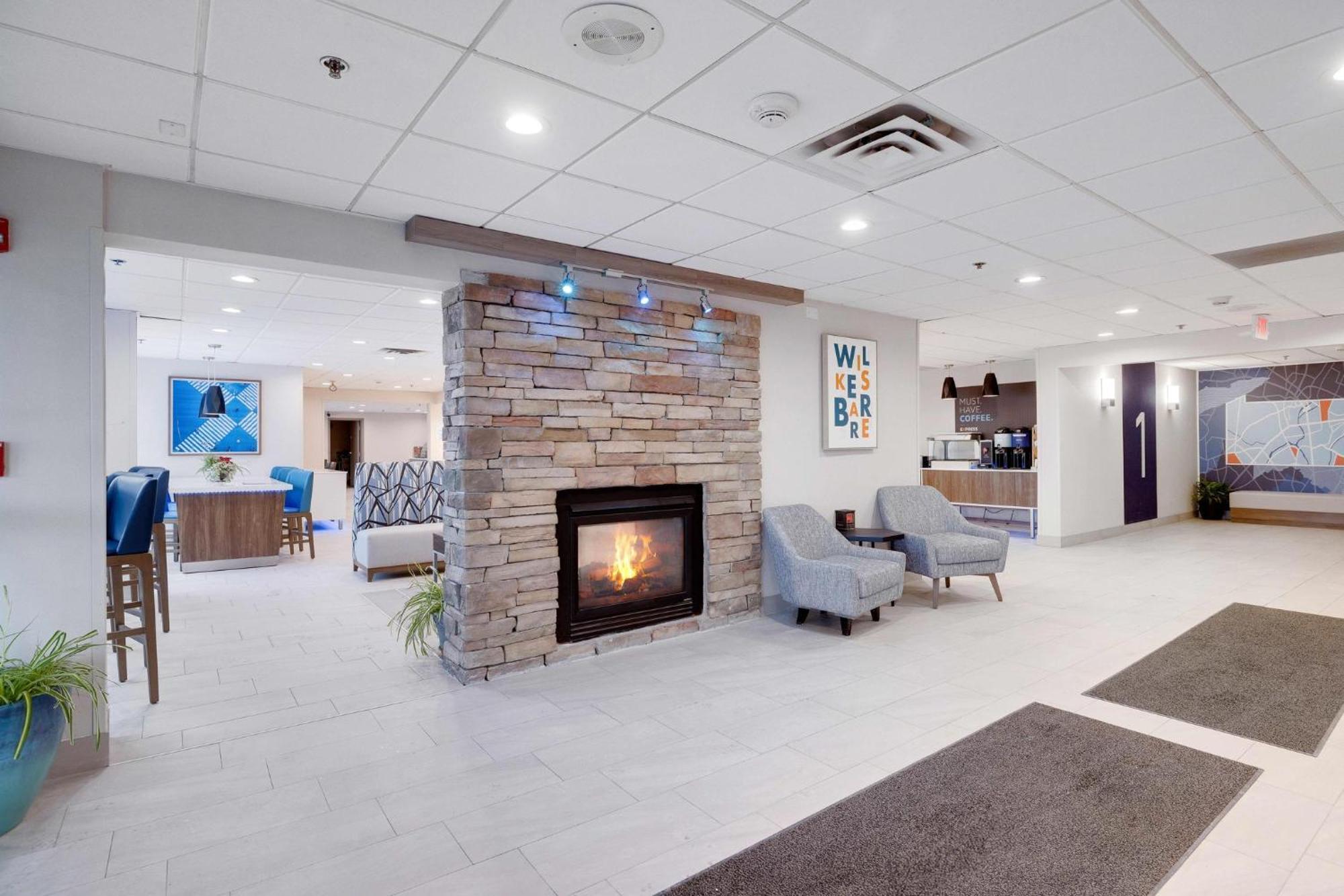 Express Barre East By Ihg 2*